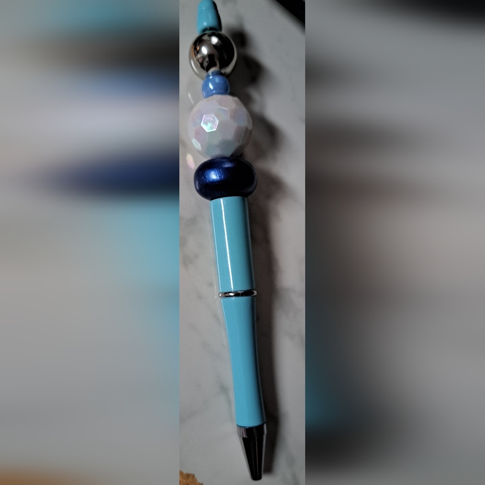 Beaded Pen#43 Named Frozen Ice